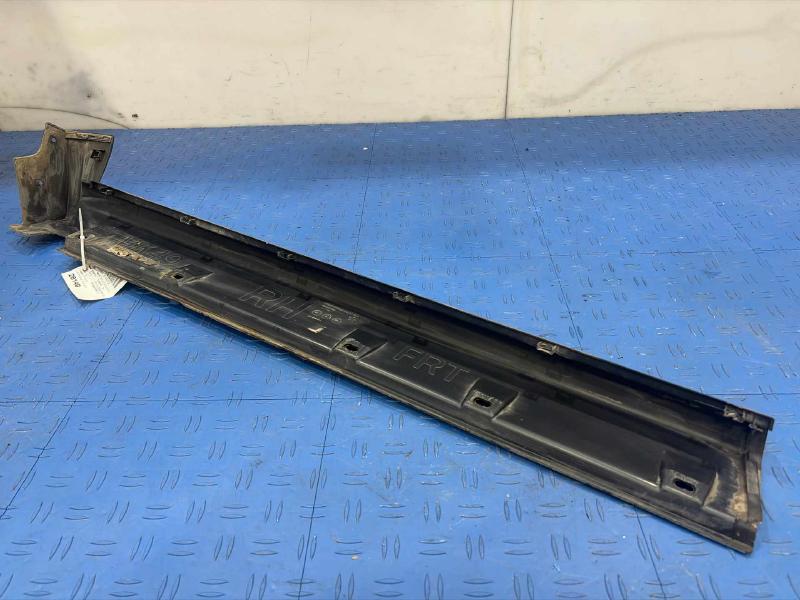 2012 Jeep Compass Rocker Moulding