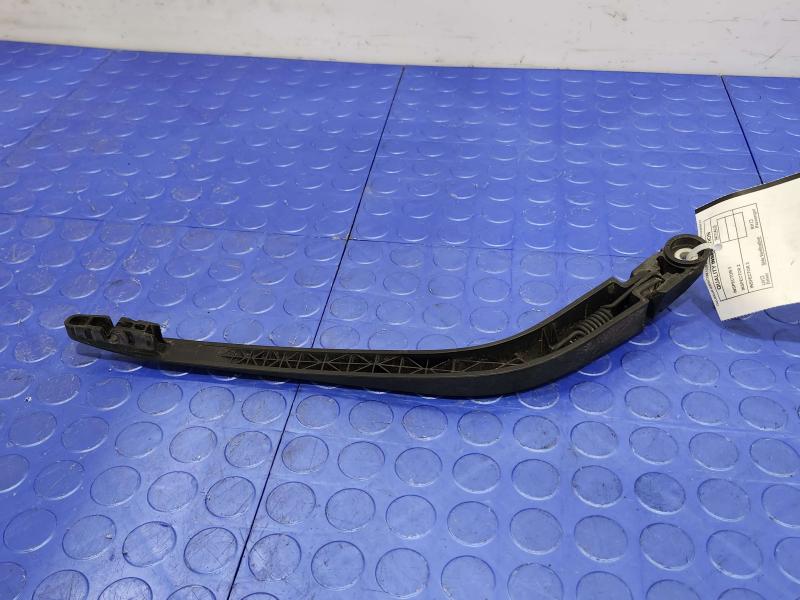 2008 Honda Fit Wiper Arm