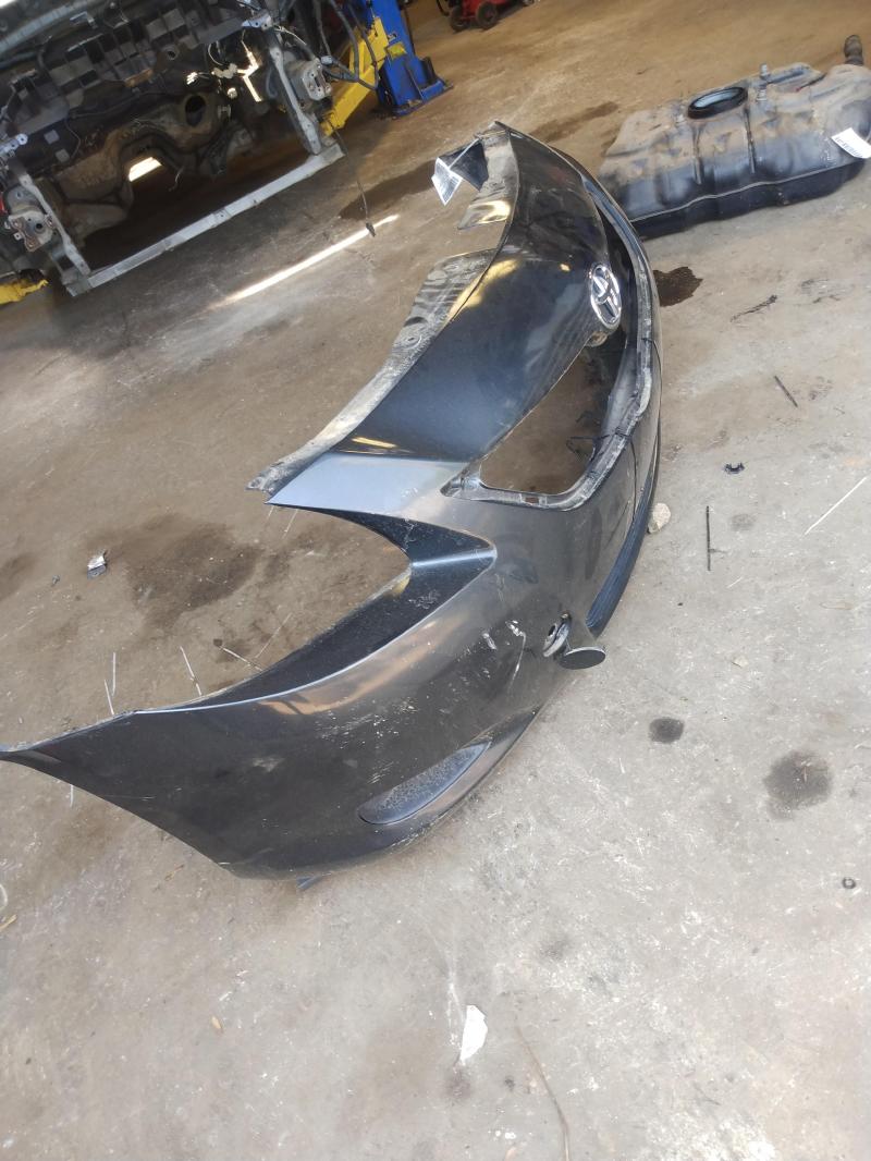 2010 Toyota Yaris Front Bumper Assy.