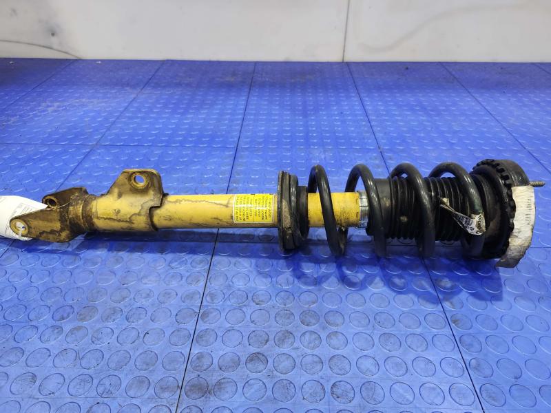 2014 Dodge Challenger Strut Assembly
