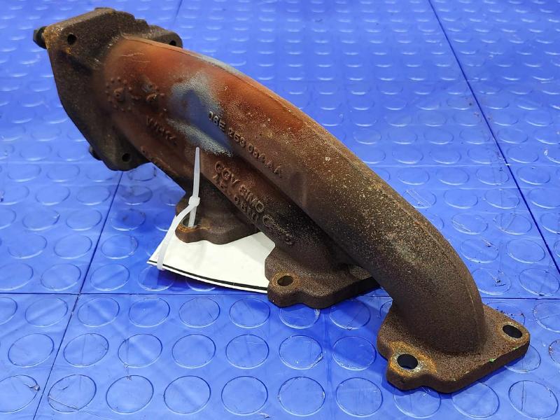 2017 Audi Q7 Exhaust Manifold