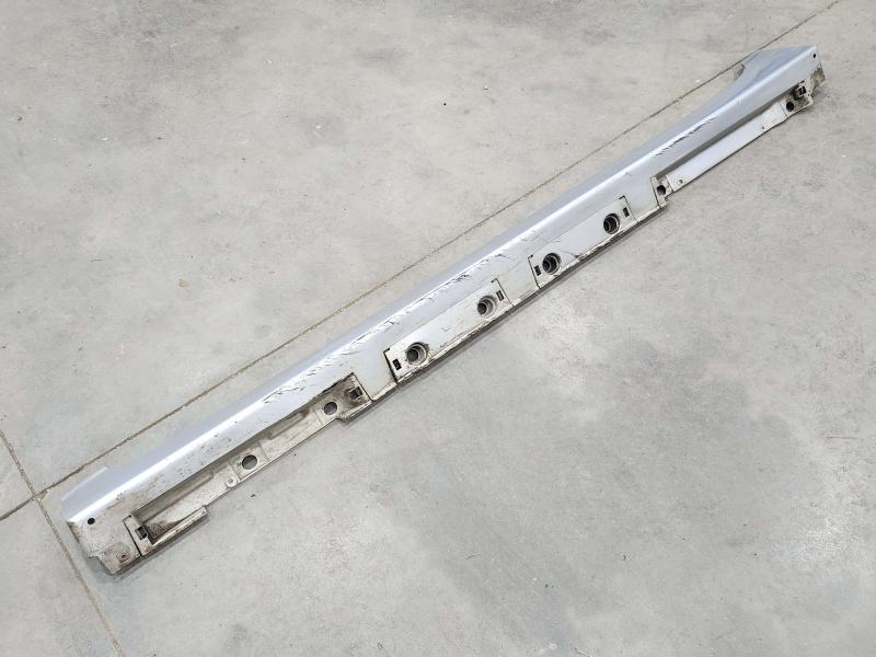 2013 Toyota Prius Rocker Moulding