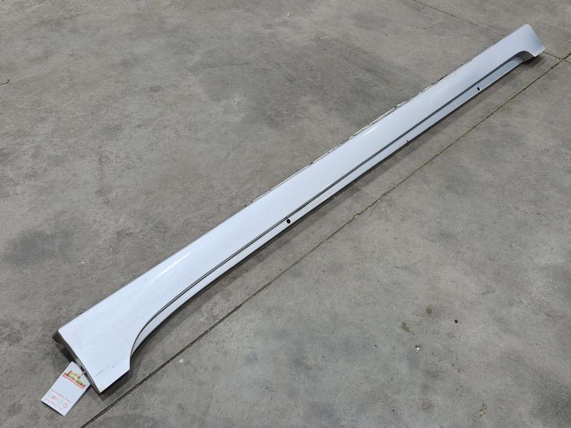 2013 Toyota Prius Rocker Moulding