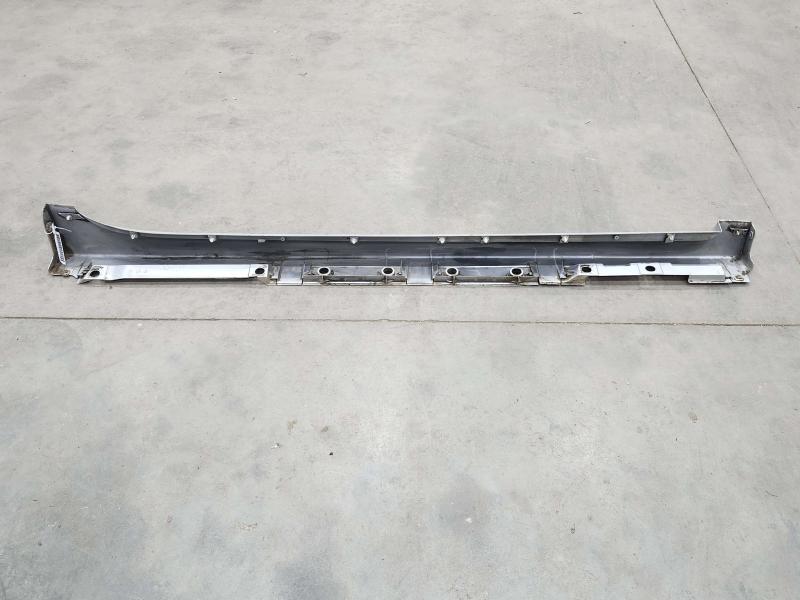 2013 Toyota Prius Rocker Moulding
