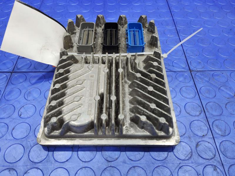 2014 Chevrolet Silverado 1500 Engine/Motor Brain Box