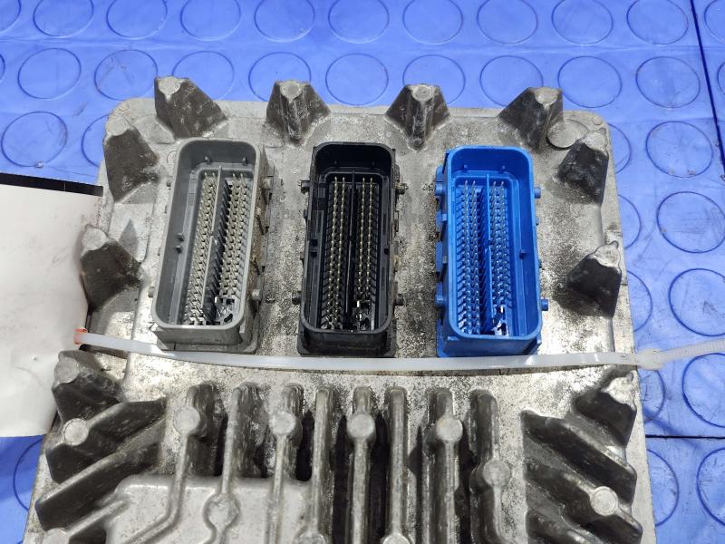 2014 Chevrolet Silverado 1500 Engine/Motor Brain Box