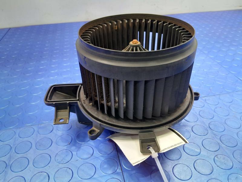 2015 Dodge Charger Blower Motor