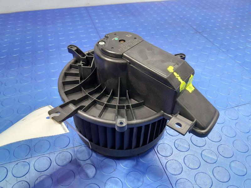 2015 Dodge Charger Blower Motor