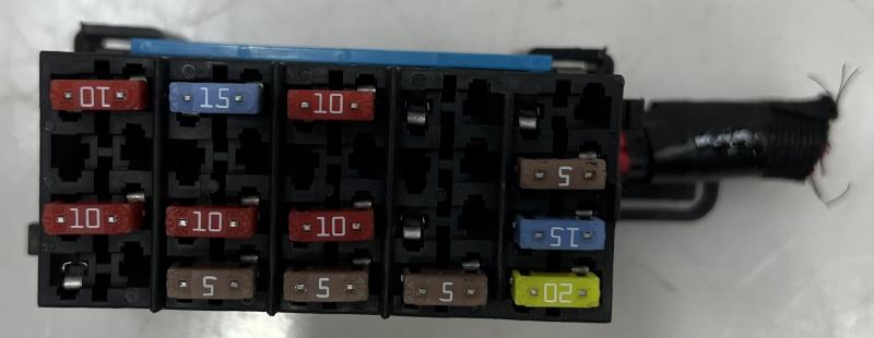 2015 Dodge Dart Cabin Fuse Box