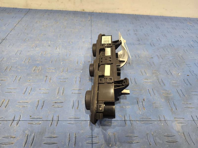 2021 Kia Forte Heater A/C Control