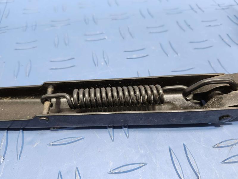 2014 Infiniti QX60 Wiper Arm