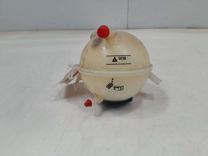 2008 Volkswagen Golf GTI Coolant Recovery Bottle