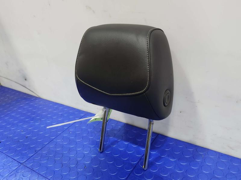 2016 Cadillac ATS Headrest