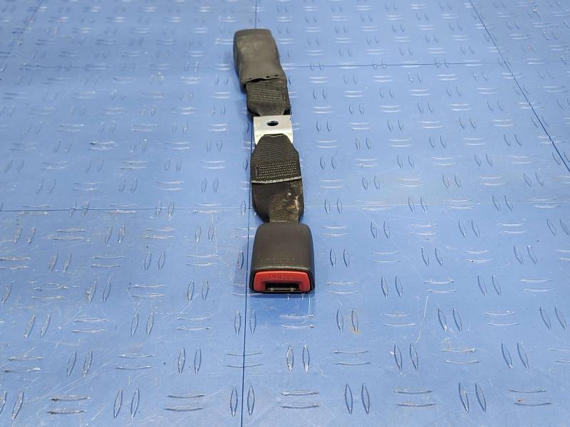 2013 Toyota Yaris Rear Seat Belt