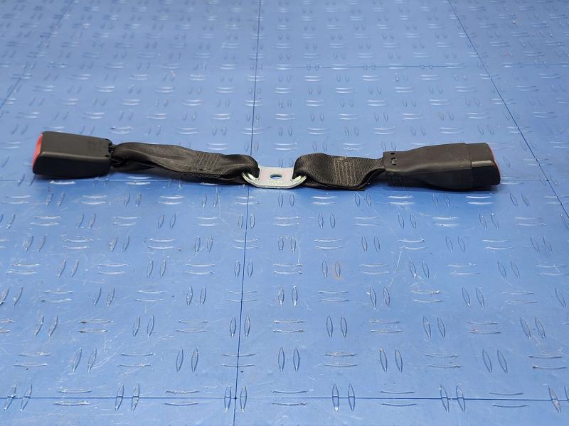 2013 Toyota Yaris Rear Seat Belt