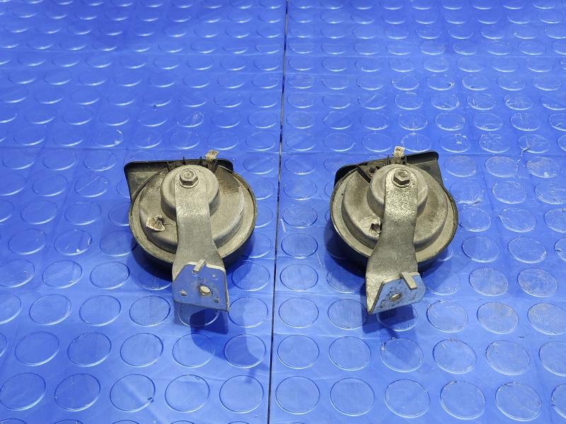 2014 Dodge Challenger Horn