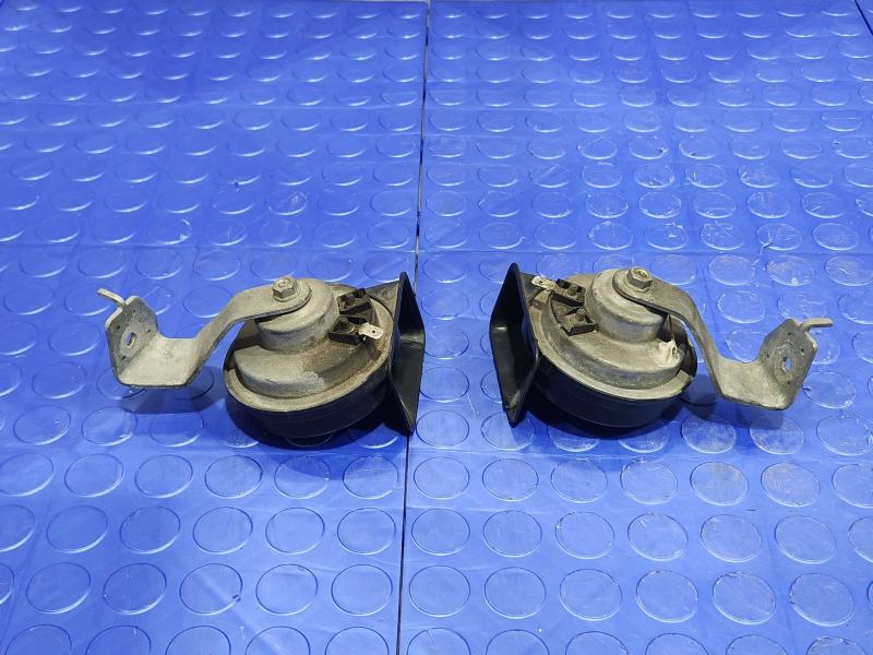 2014 Dodge Challenger Horn
