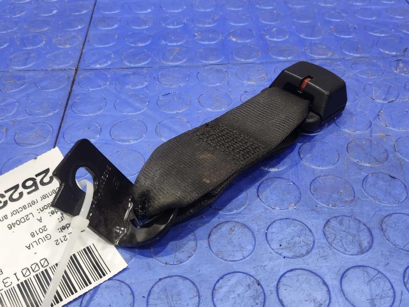 2018 Alfa Romeo Giulia Rear Seat Belt