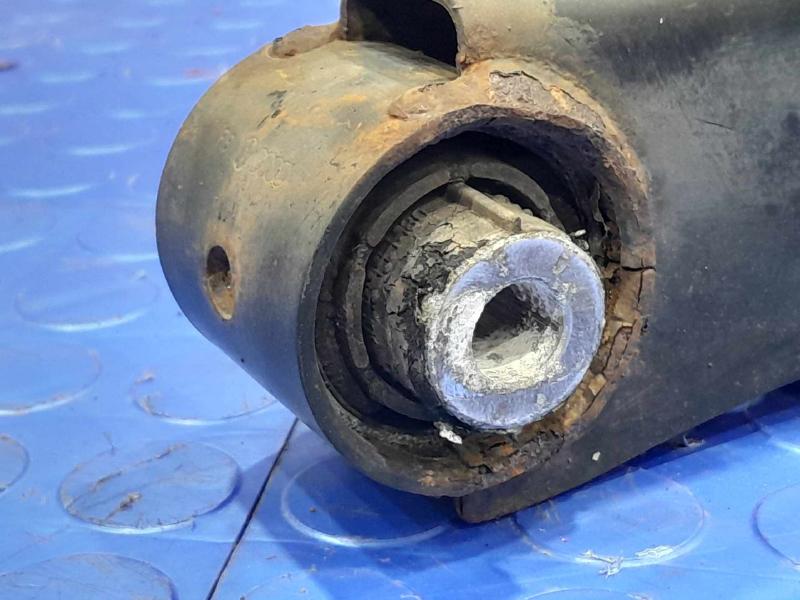 2016 Volkswagen Jetta Lower Control Arm Rr