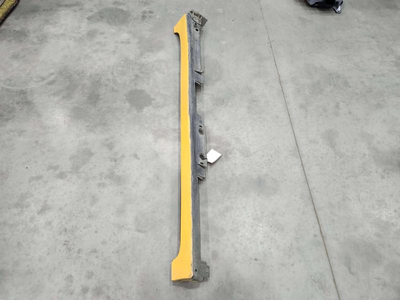2010 Toyota Prius Rocker Moulding