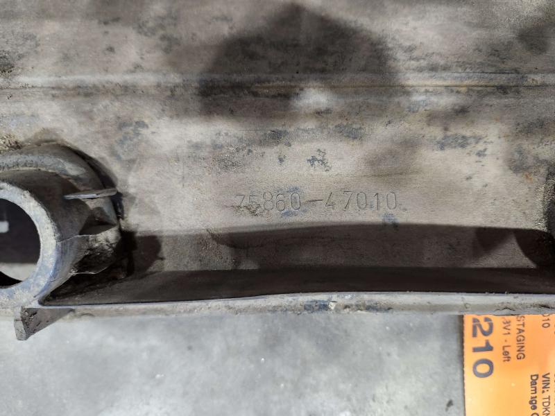 2010 Toyota Prius Rocker Moulding
