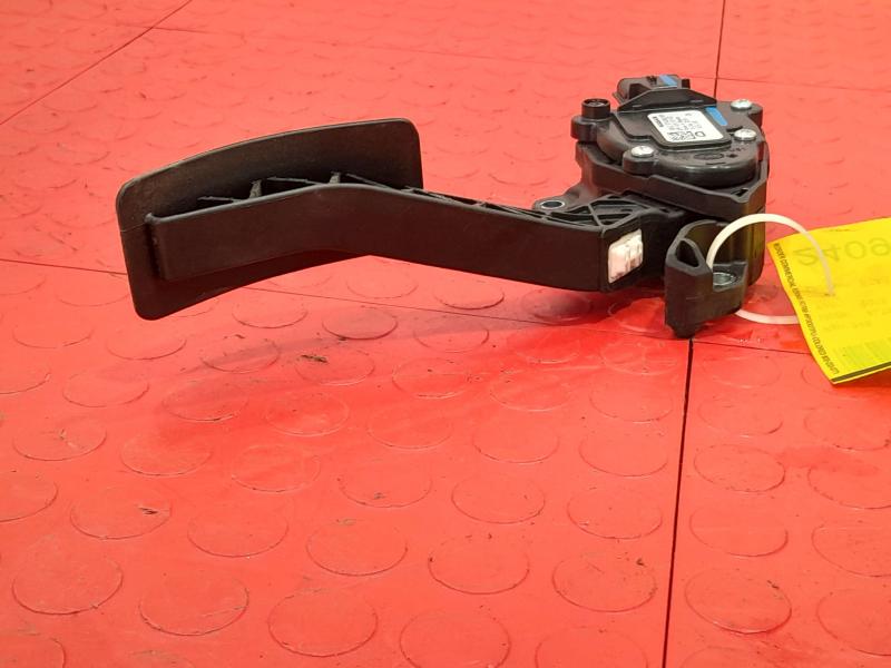 2013-2018 Nissan Altima Accelerator Pedal Assembly OEM 180023TA0B