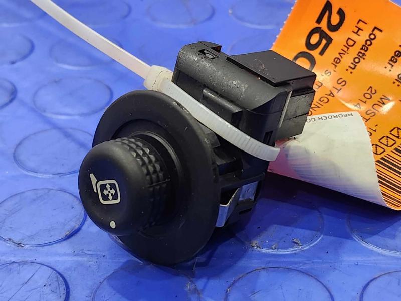 2014 Ford Mustang Door Switch Front