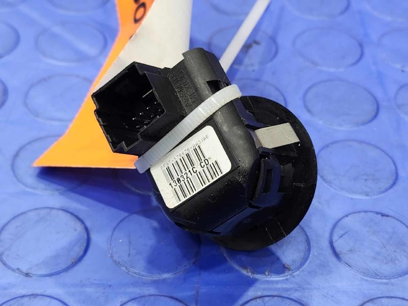 2014 Ford Mustang Door Switch Front