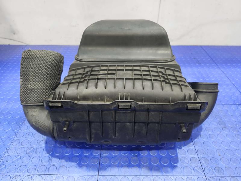 2011 Maserati Quattroporte Air Cleaner