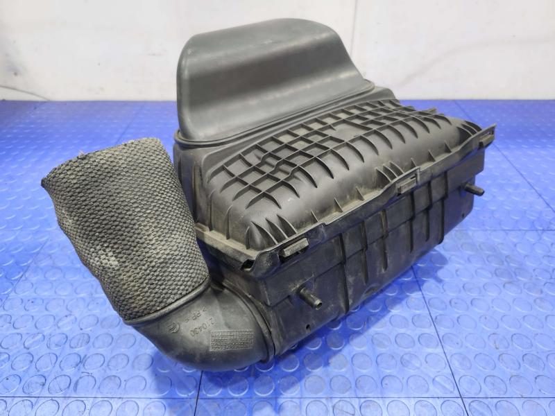 2011 Maserati Quattroporte Air Cleaner