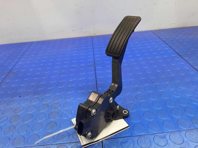 2015 Subaru Crosstrek Pedal Assembly