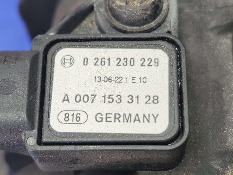 2014 Mercedes ML-Class Intake Manifold
