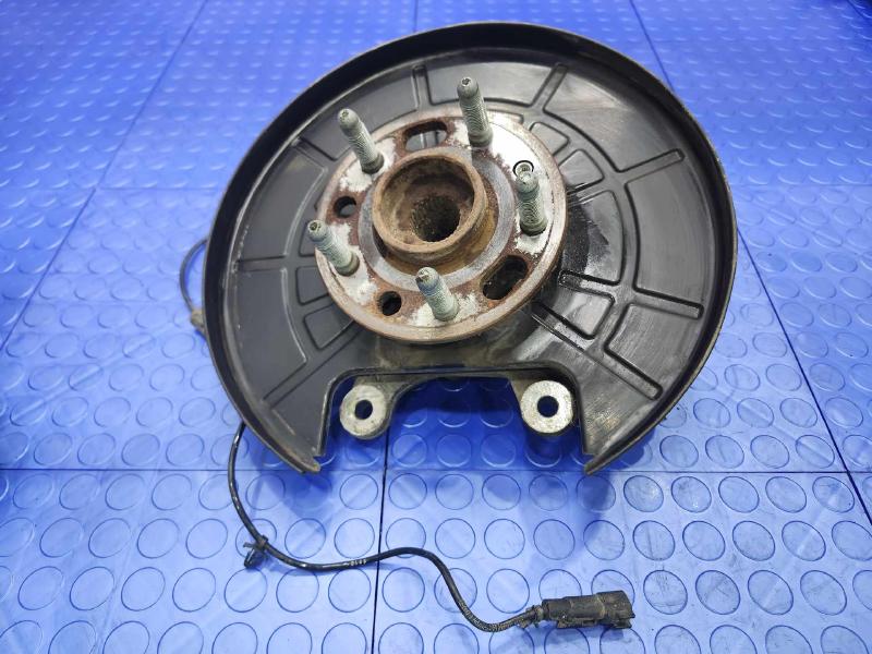 2011 Buick LaCrosse Rear Knuckle/Stub Axle