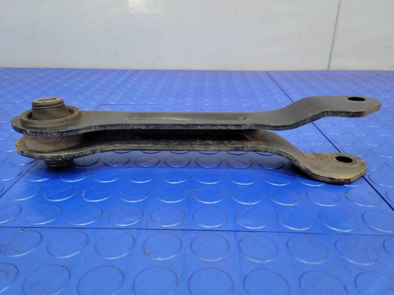 2014 Jeep Cherokee Lower Control Arm Rr