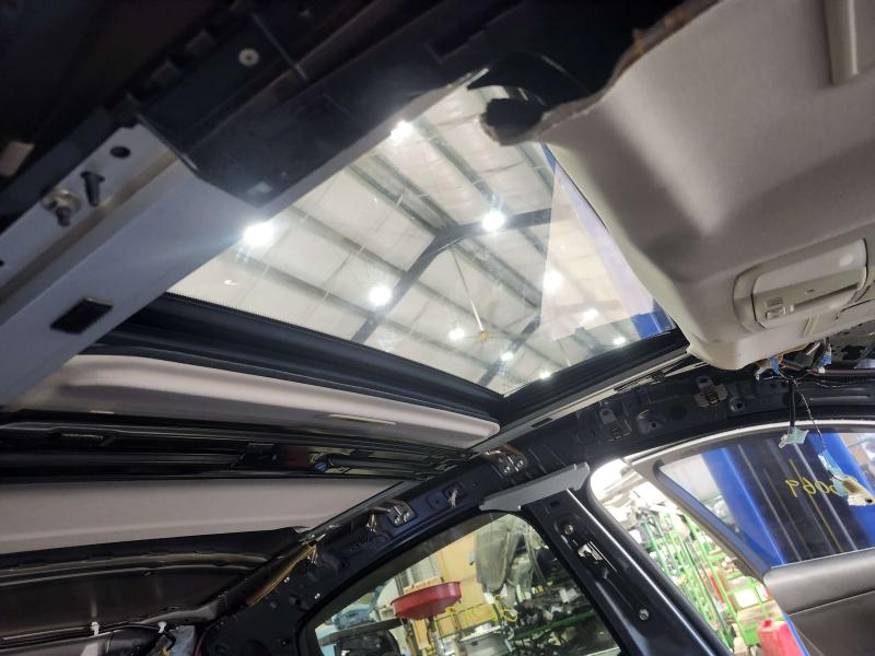 2013 Infiniti FX35 Roof Glass (Glass Only)