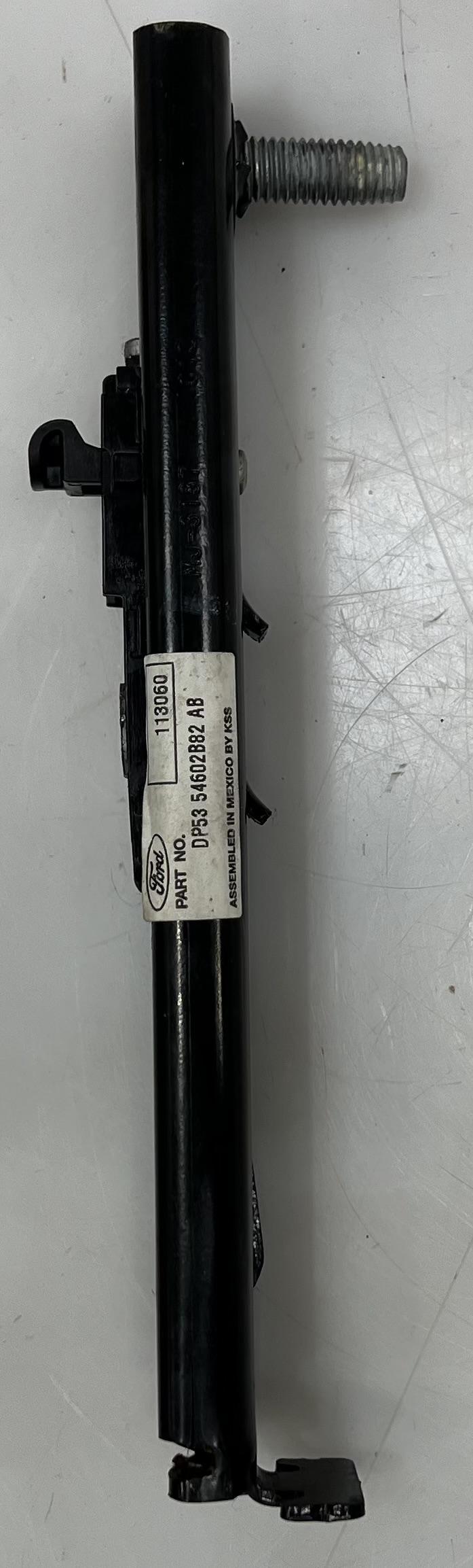 2013 - 2016 Lincoln MKZ Front Seat Belt Height Adjuster OEM DP5354602B82AB