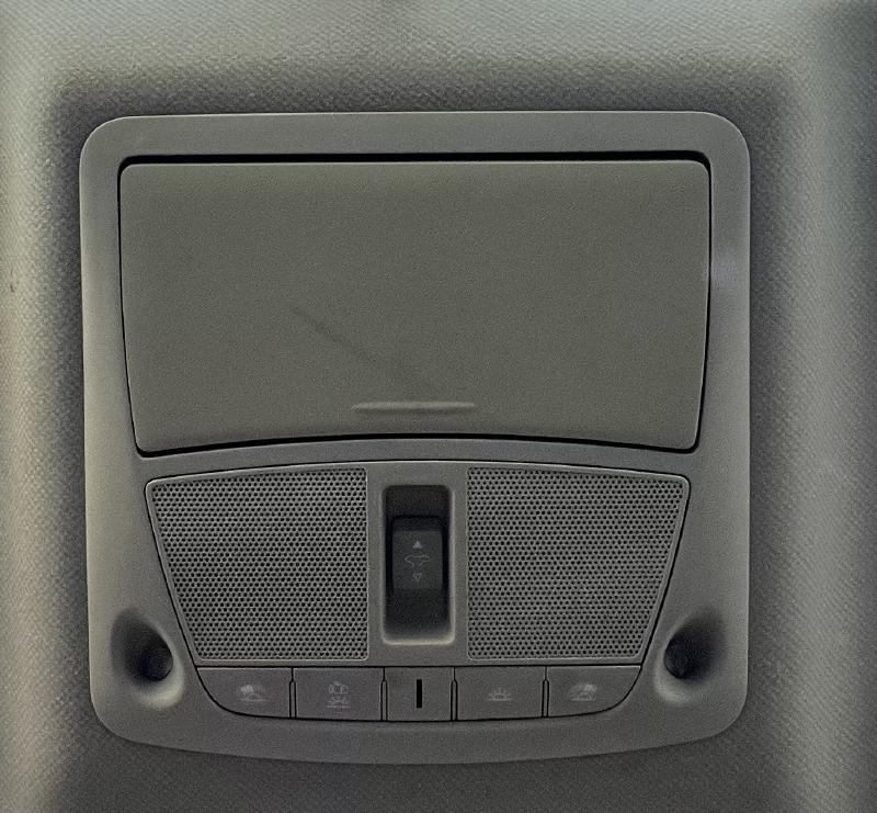 2014 Nissan Sentra Front Console