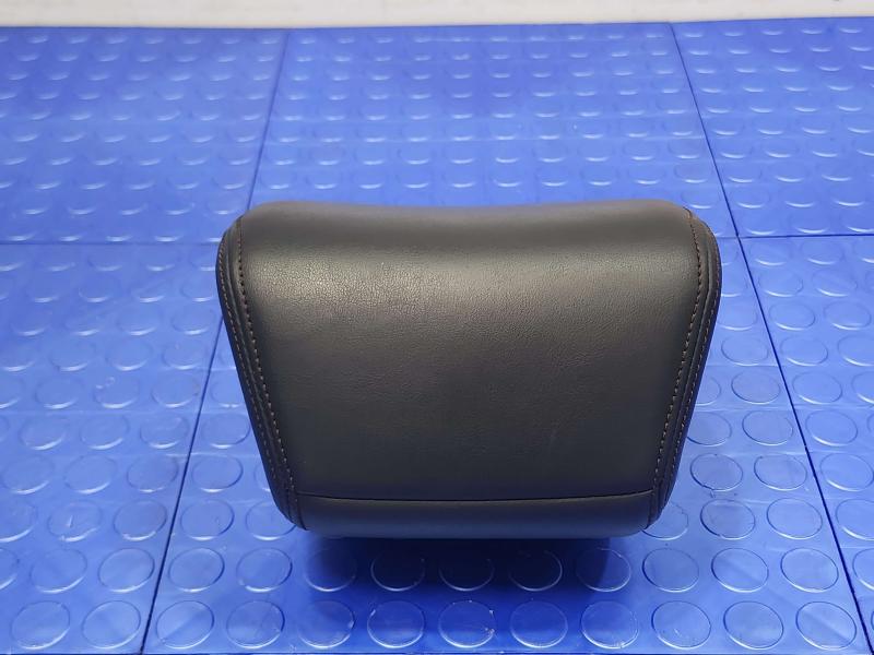 2013 Infiniti FX35 Headrest