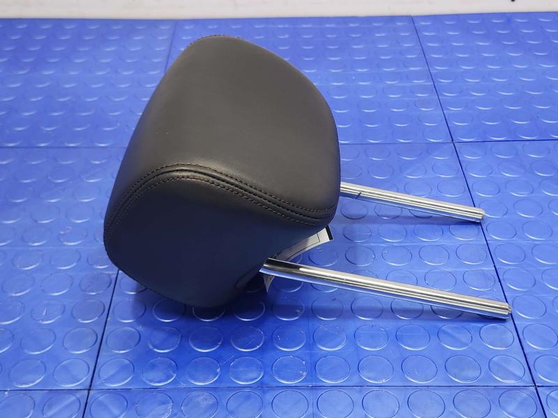 2013 Infiniti FX35 Headrest