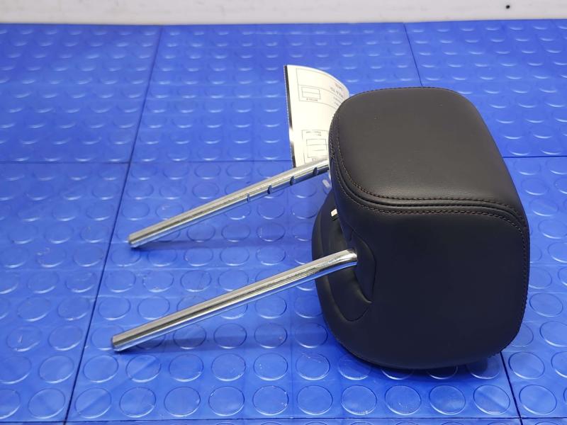 2013 Infiniti FX35 Headrest