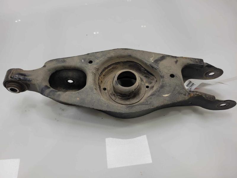 2014 Chrysler 300 Lower Control Arm Rr
