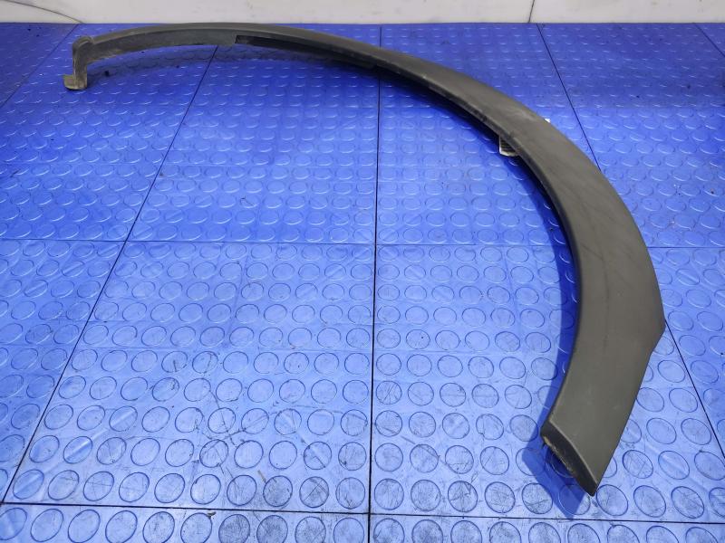 2012 Mercedes Sprinter Wheel Opening Moulding
