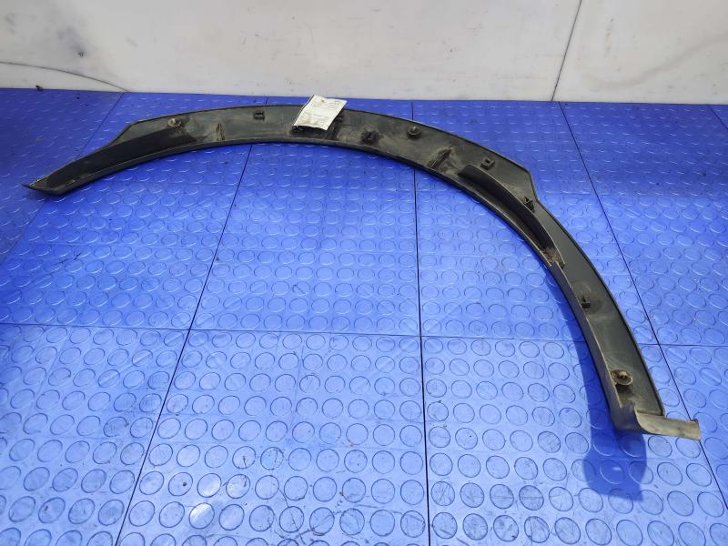 2012 Mercedes Sprinter Wheel Opening Moulding