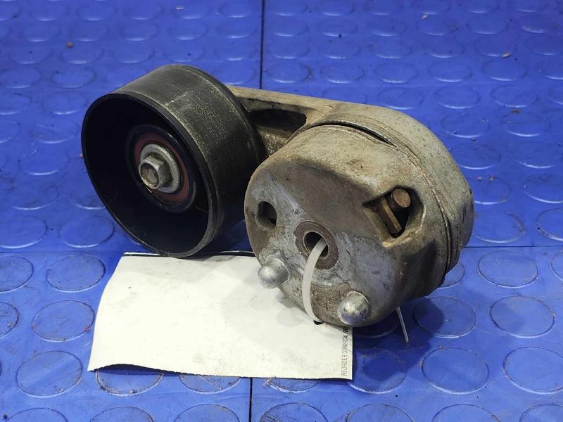 2013 Ford F-350 Super Duty Engine Belt Tensioner