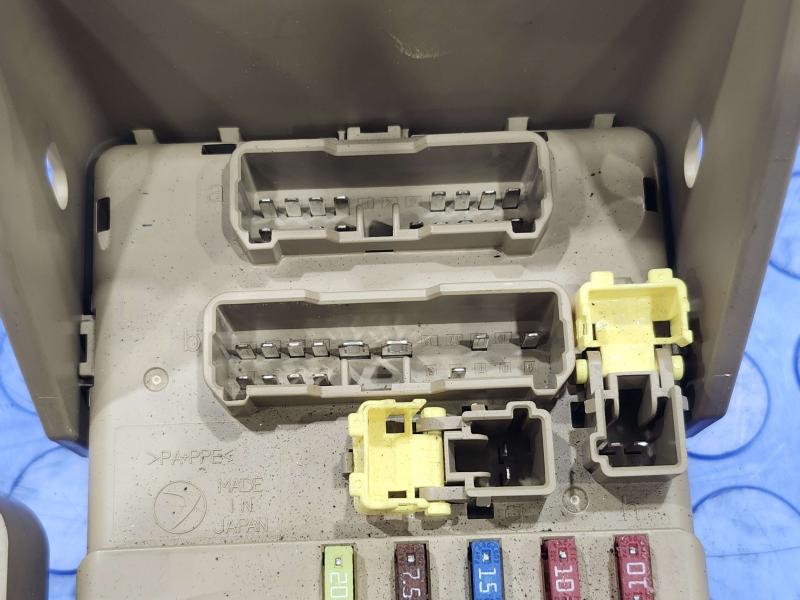 2009-2013 Subaru Forester Cabin Fuse Box Juntion Block Genuine OEM 82201FG010