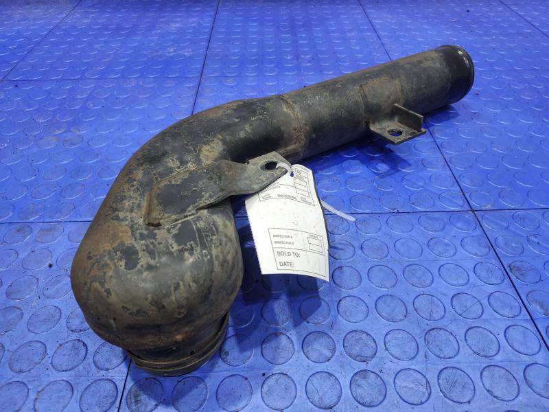 1988-1993 Isuzu NPR 3.9L Diesel Turbo Intercooler Charge Air Pipe Genuine