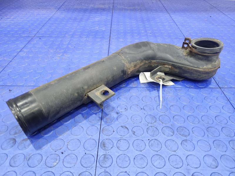 1988-1993 Isuzu NPR 3.9L Diesel Turbo Intercooler Charge Air Pipe Genuine