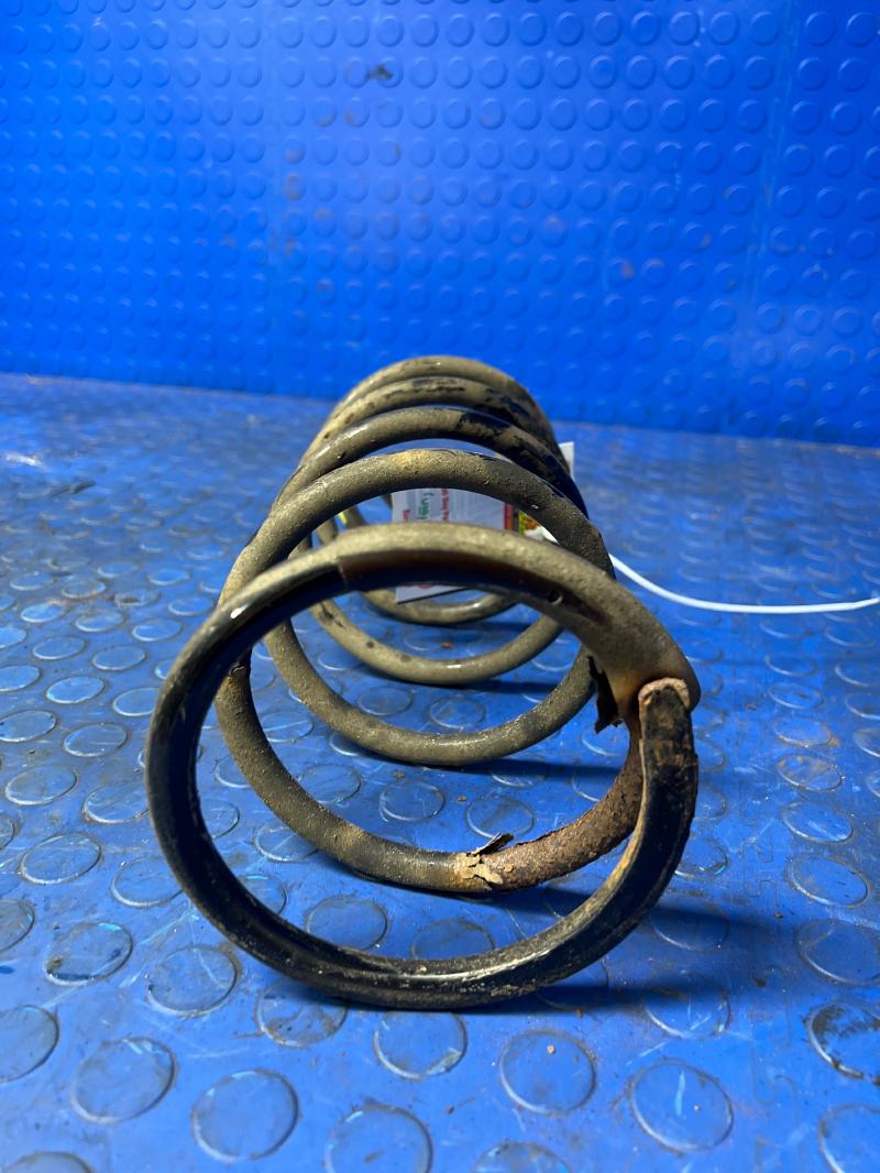 1996 - 2002 Toyota 4Runner Rear Coil Spring 4x4 w/ 16" Wheel ONLY OEM 4823135210