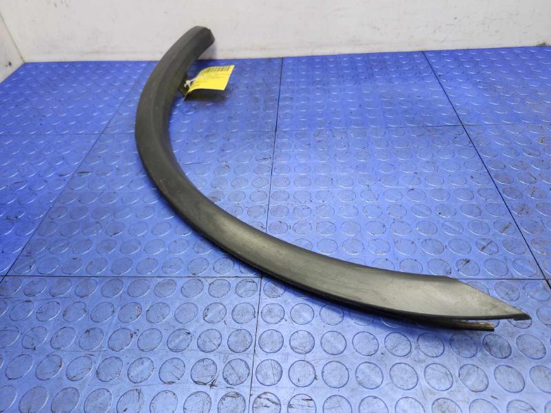 2017 Mitsubishi Outlander Wheel Opening Moulding