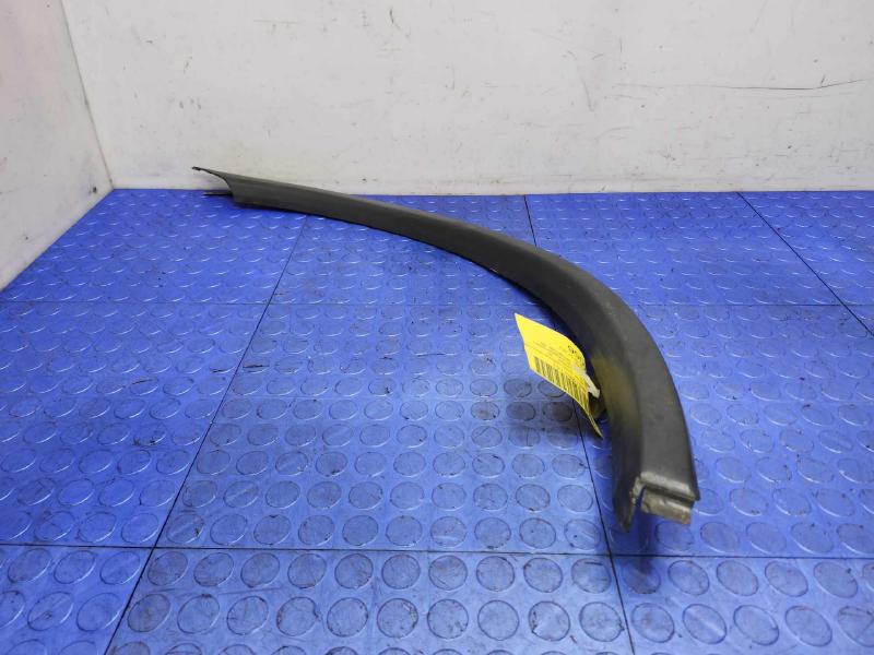 2017 Mitsubishi Outlander Wheel Opening Moulding